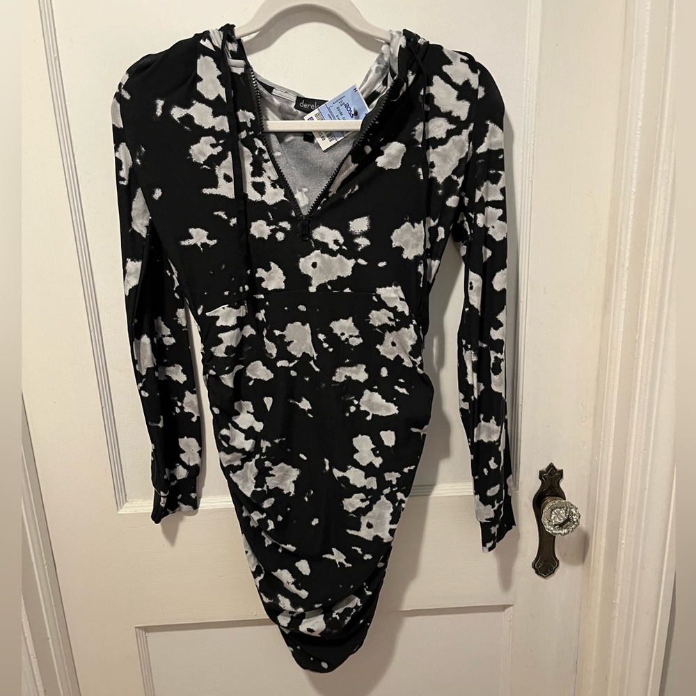 Hooded, long sleeve ruched dress